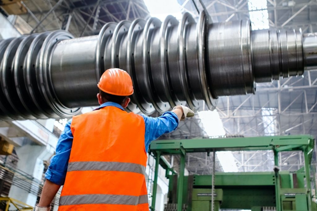 worker injured by lathe